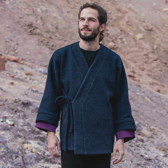 קימונו אגם כחול